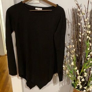 Black triangle bottom sweater
